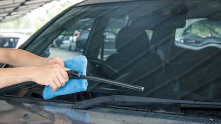 3 Pro Tips For How To Remove Water Spots From Car Windows
